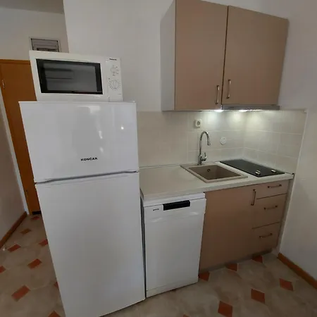 Mit Terrasse Im Ersten Stock Des Hauses