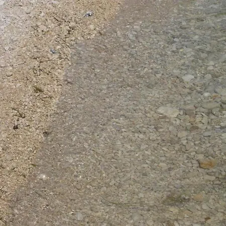 Mit Terrasse Im Ersten Stock Des Hauses * Mandre
